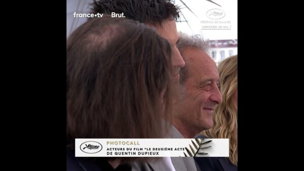 L’équipe du film “le deuxième acte”  réunis au Photocall de la 77e édition du Festival de Cannes.