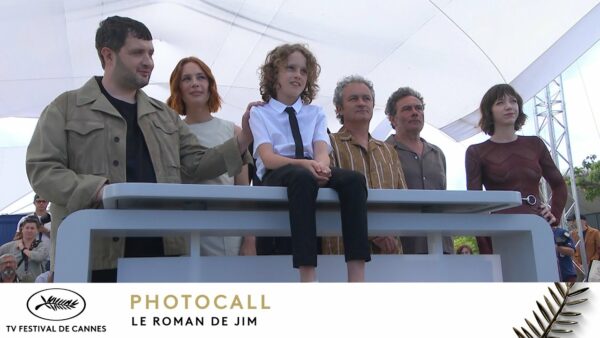 LE ROMAN DE JIM – Photocall – Version Originale – Cannes 2024